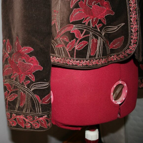 Vintage Ladies Brown Velvet Nygard Collections Petites Embroidered Jacket - Sz 2 - Picture 4 of 14